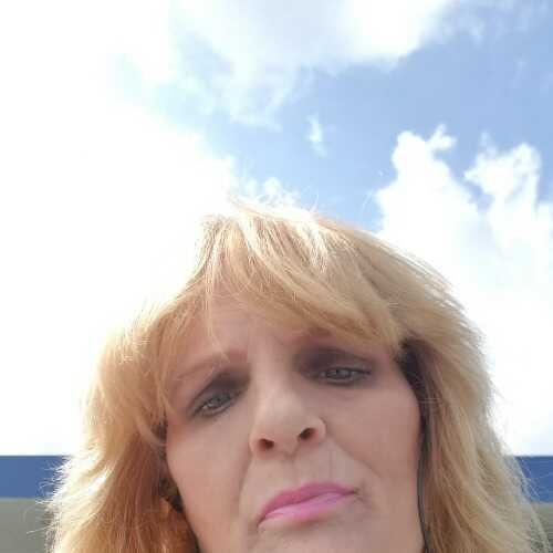 Anniejankow742