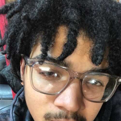 Moistlipzz