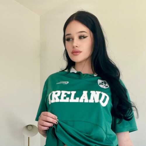 Mia