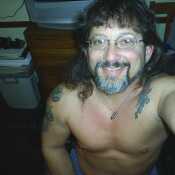 2hot2handle6949