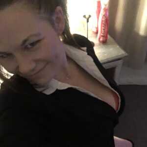 naughtynina21