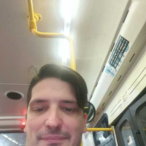 Luis23