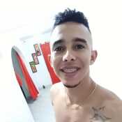 alvarinhomarz208