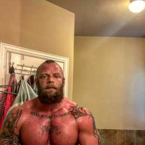 angryvik242