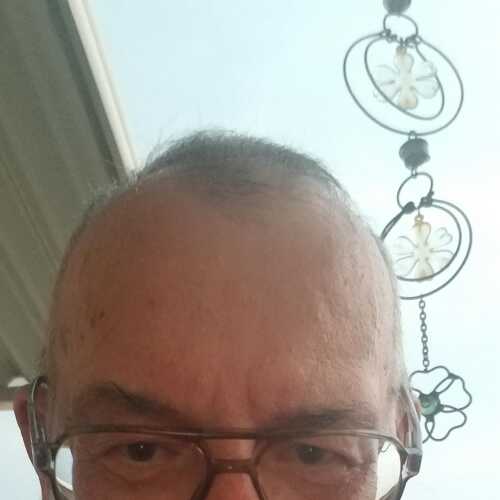 james00Garland