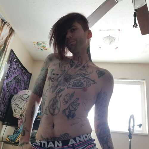  Deviantcharm