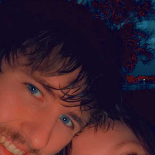 mae& john