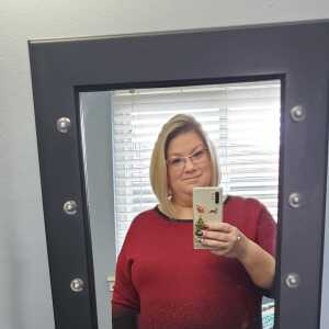hollychole517