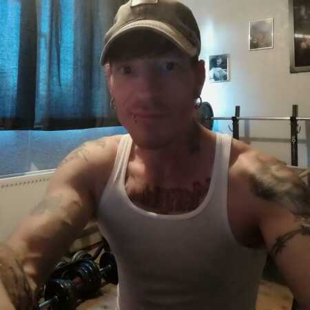 John1973 profile photo