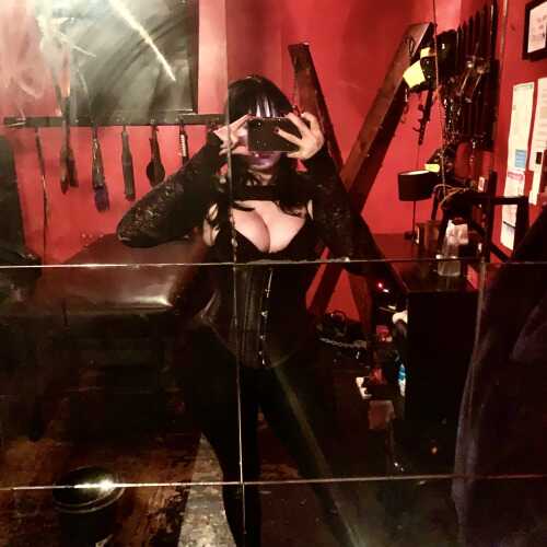 MistressLillian