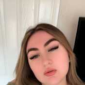 anyone available tonight? dying for some cock x