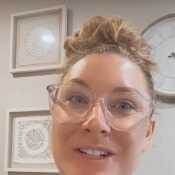 Angela02