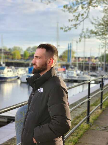 R0vvo0 profile photo