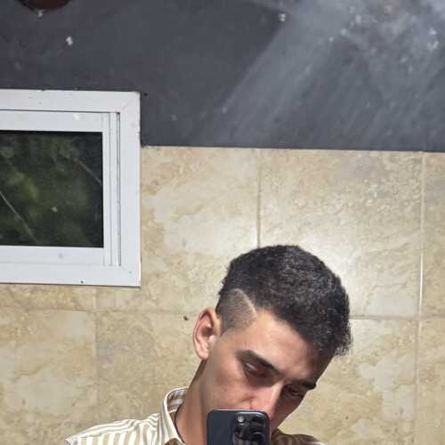 Tomas