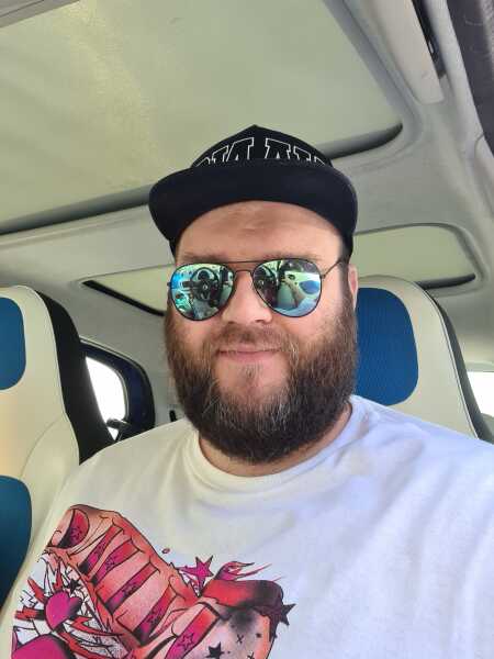 Fuzzylover92 profile photo