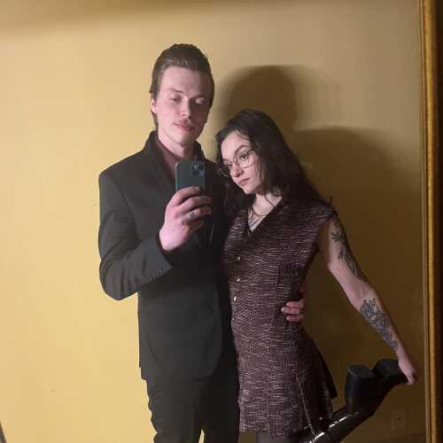 Aus & Dee