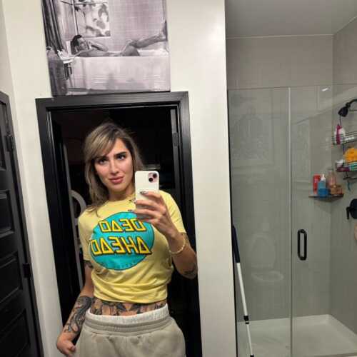 NaughtyTsgirl 