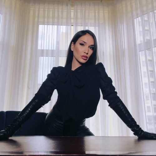 Goddessi Ella