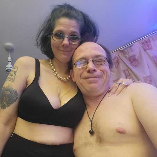 Sexykinkycouple1