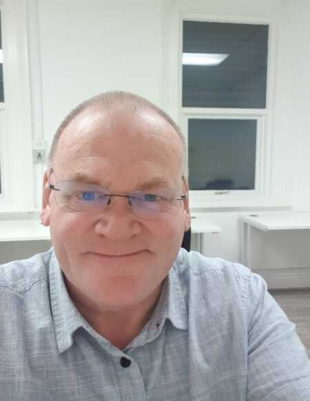 daverobin074123 profile photo