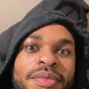 AttractiveArtistgbbgda