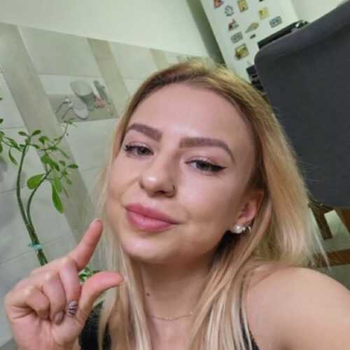 Anita3242