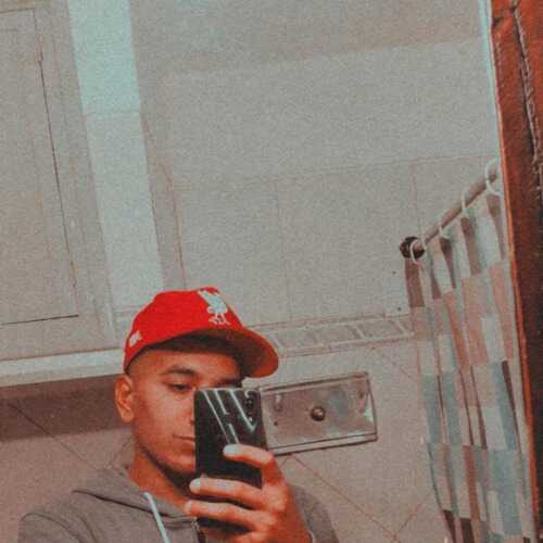 adrianb828