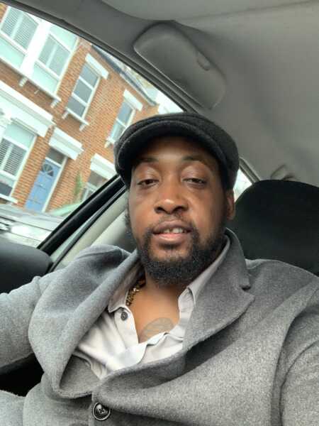 Looking4mybigback profile photo