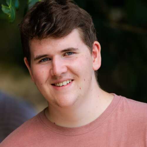AttractiveKing28