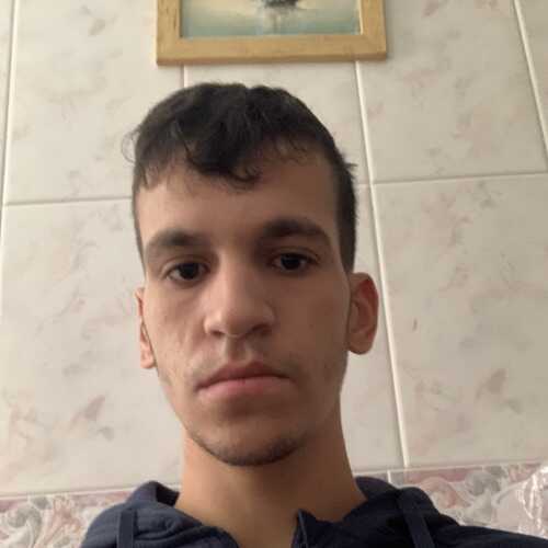 adam8222