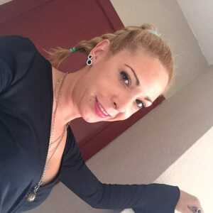 Dominaax