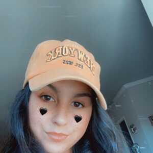 EngagingSocialite452e3d