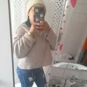 neliah976