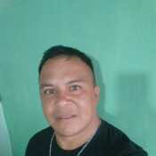 Luis093692490