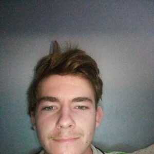 Comyndy074