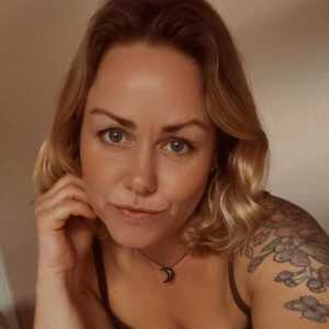 SophisticatedPhie7dd