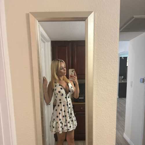 sexycorabills