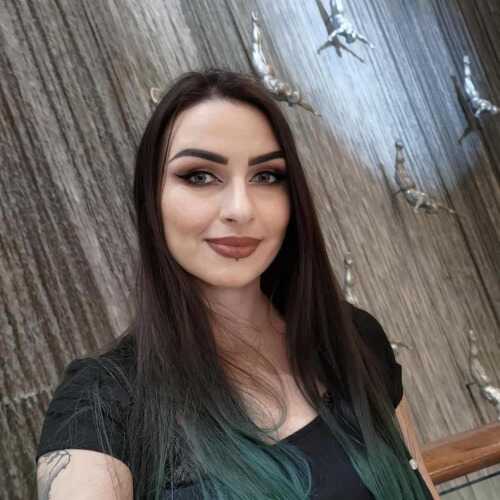 Victoria Steve 