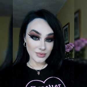 angelaj104