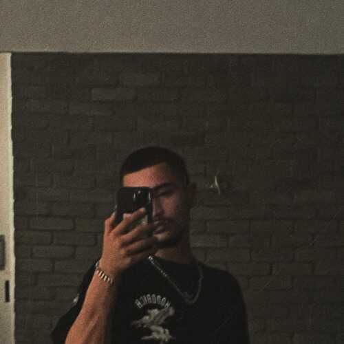 FyM
