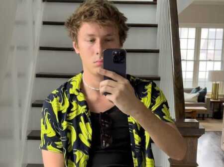 James  profile photo