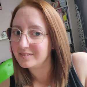 StylishCaregiver475fac