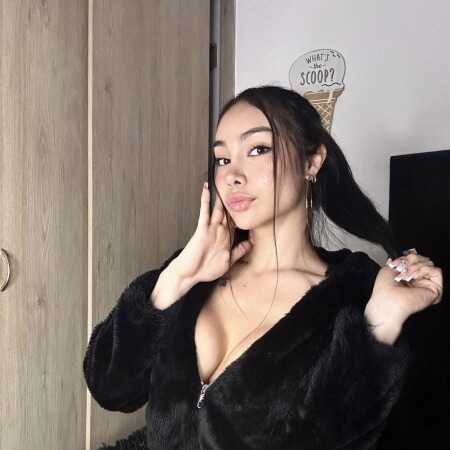 Sweet Doll profile photo