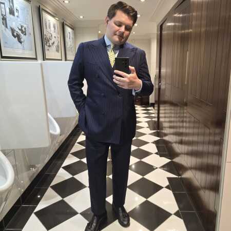 SuitedToni profile photo