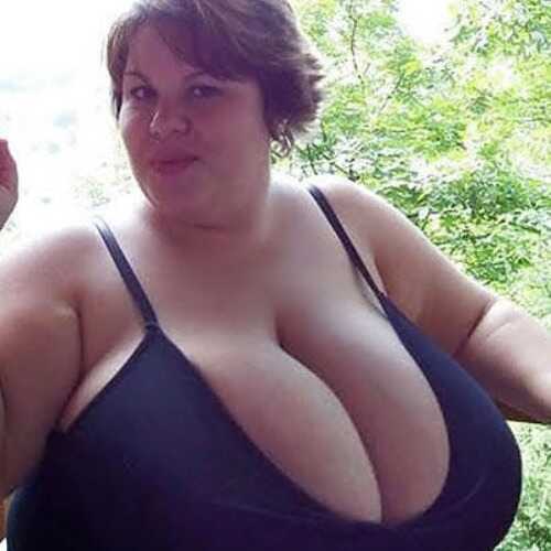 BigBettyBoobs364