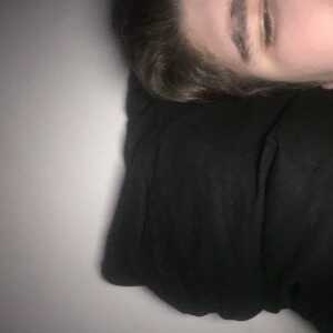 adamdare7421