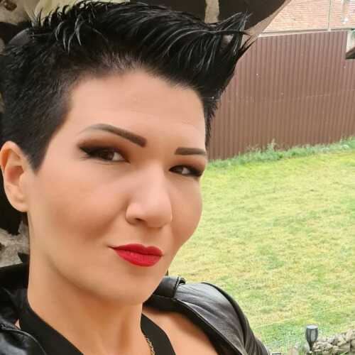 Nytica Jones 