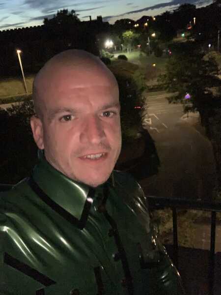 Latexlarry profile photo