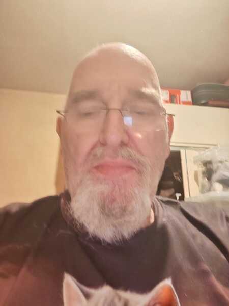 HumorousRebelibhjed profile photo