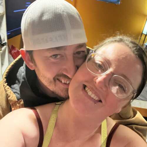 Introvertedcouple001